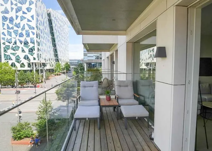 Eksklusiv Med Fin Takterrasse I Bjorvika